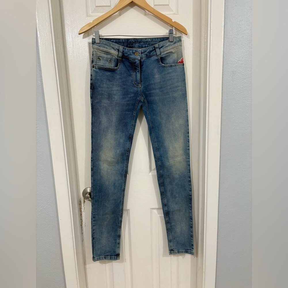 Stylish Blue Skinny Jeans for Men